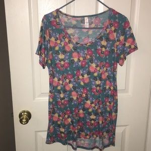Lularoe Classic T size Medium